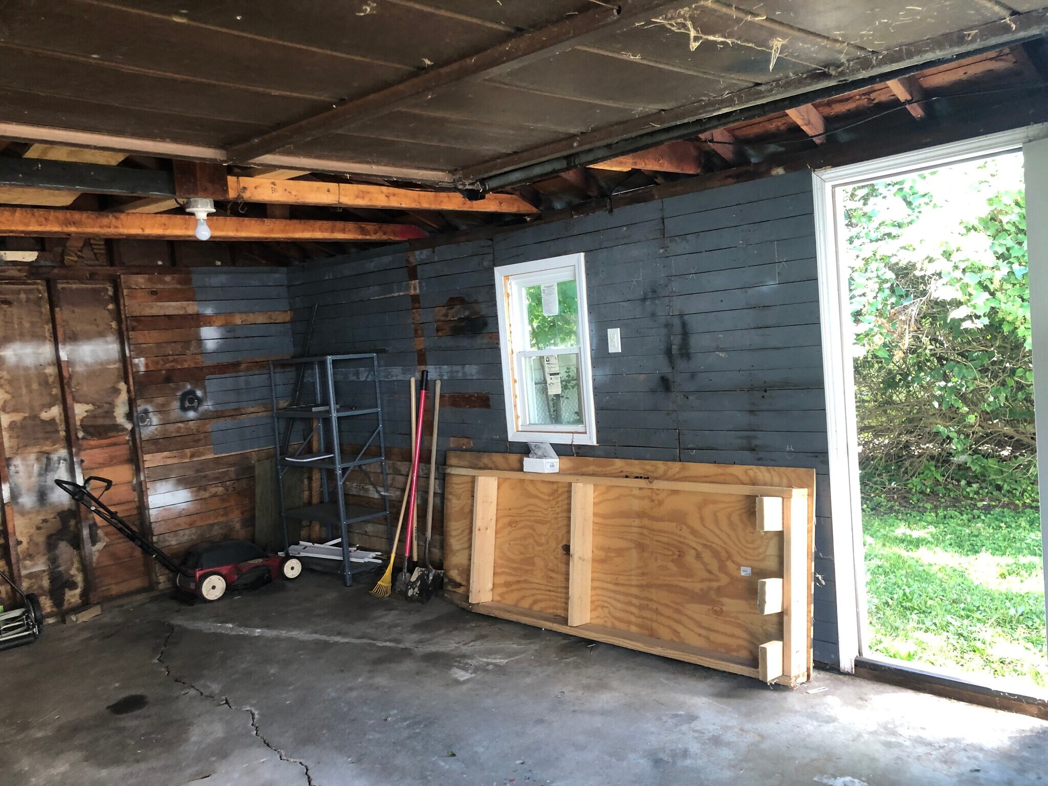 Building Photo - 3036 Greenfield Rd