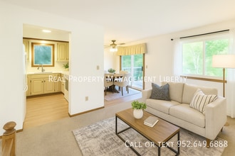 Building Photo - 15229 Bludorn Circle-