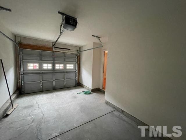 Building Photo - 9812 Blackwell Dr