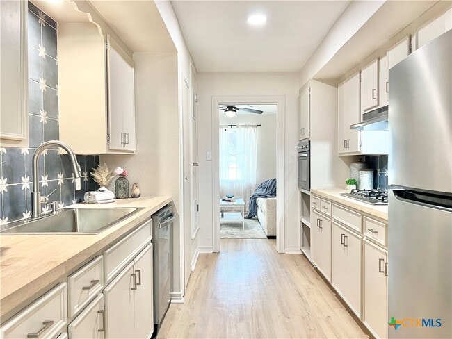 Building Photo - 505 Yorkshire Ln