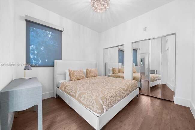 Building Photo - 18935 Atlantic Blvd