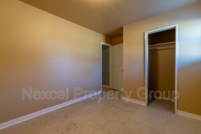 Building Photo - 318 Gannt St