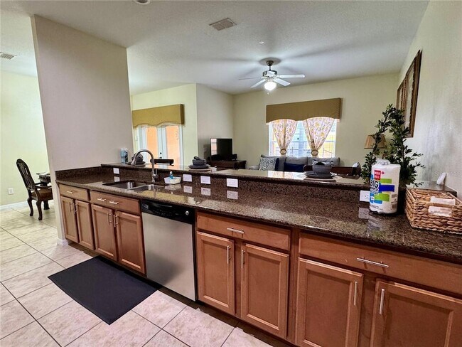 Building Photo - 8977 Coco Palm Rd