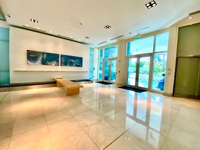 Building Photo - 2101 BRICKELL Ave