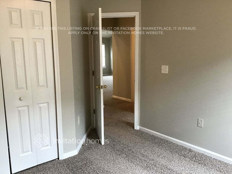 Building Photo - 13463 Devan Lee Dr E