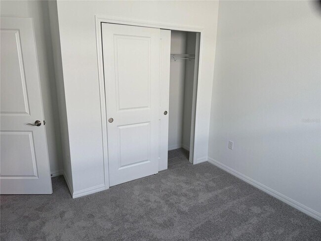 Building Photo - 10128 Huntingnet Way