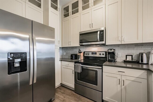 Building Photo - 1508 Blodgett St