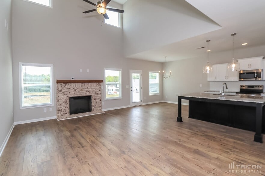 Building Photo - 117 Cedar Pk Wy