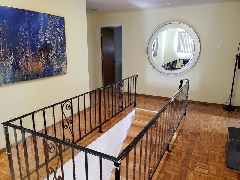 Building Photo - 261 Upper Ferry Rd