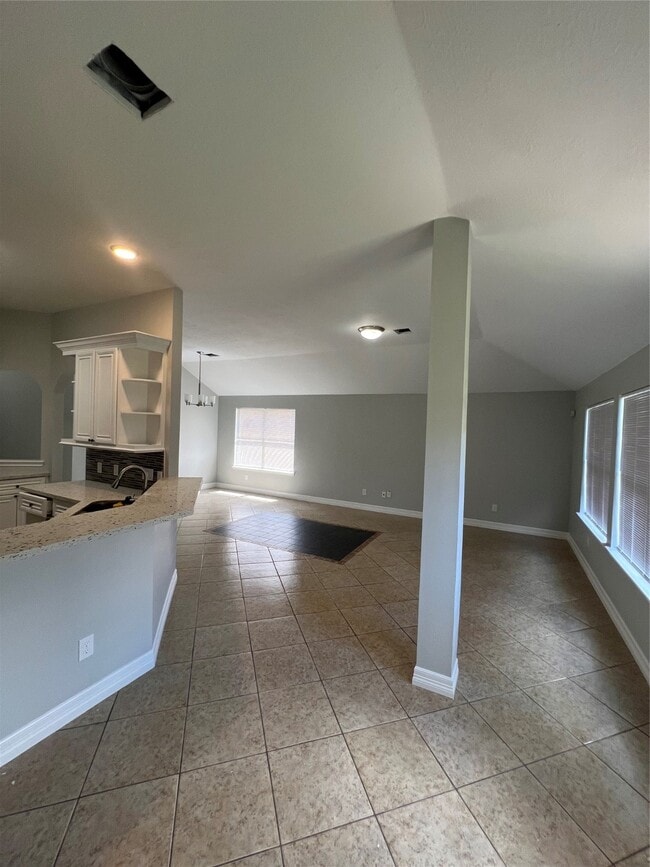 Building Photo - 2903 Sockeye Dr