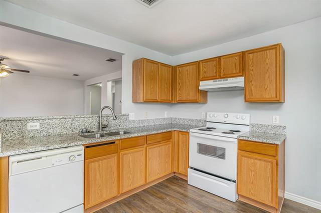 Building Photo - 2421 Gabriel Dr