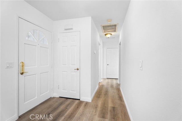 Building Photo - 8691 Davmor Ave