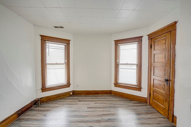 Building Photo - 706 McDonough St