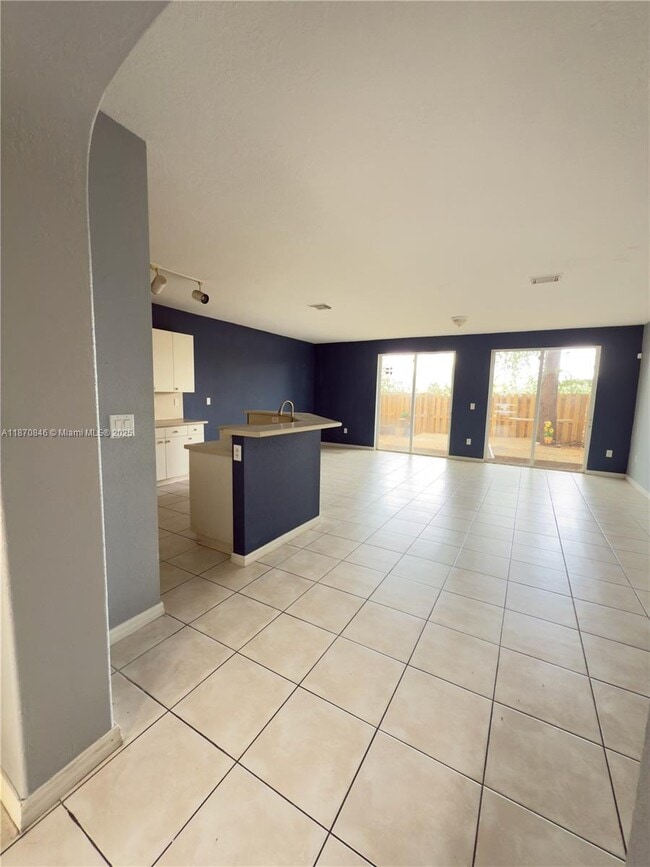 Building Photo - 16549 SW 78th Terrace