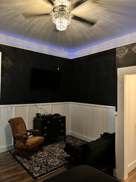 Bedroom 2 - 504 N Ridge St
