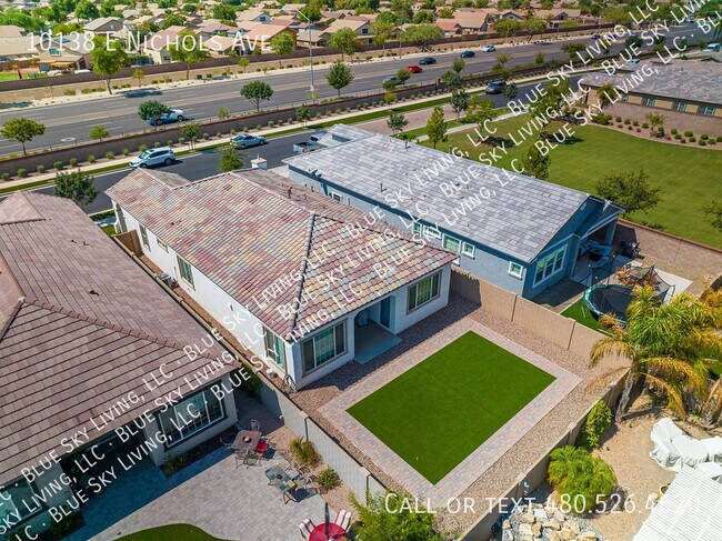 Building Photo - 10138 E Nichols Ave