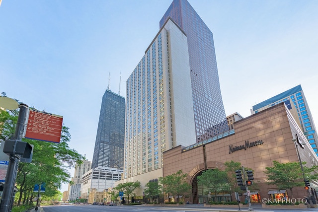 Primary Photo - 777 N Michigan Ave