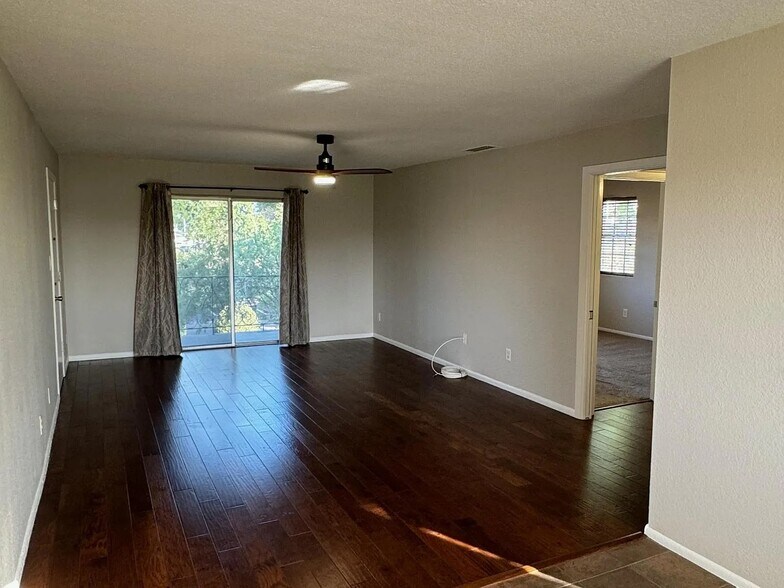 Building Photo - 1500 Gay Rd