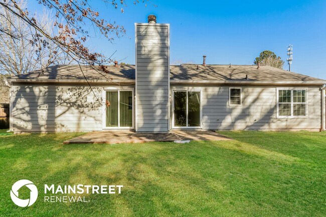 Building Photo - 4694 Garden Hills Dr