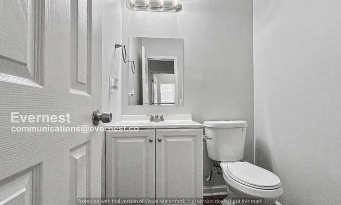 Building Photo - 2410 Lafortune Dr