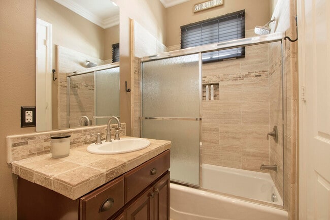 Building Photo - 57669 Santa Rosa Trail