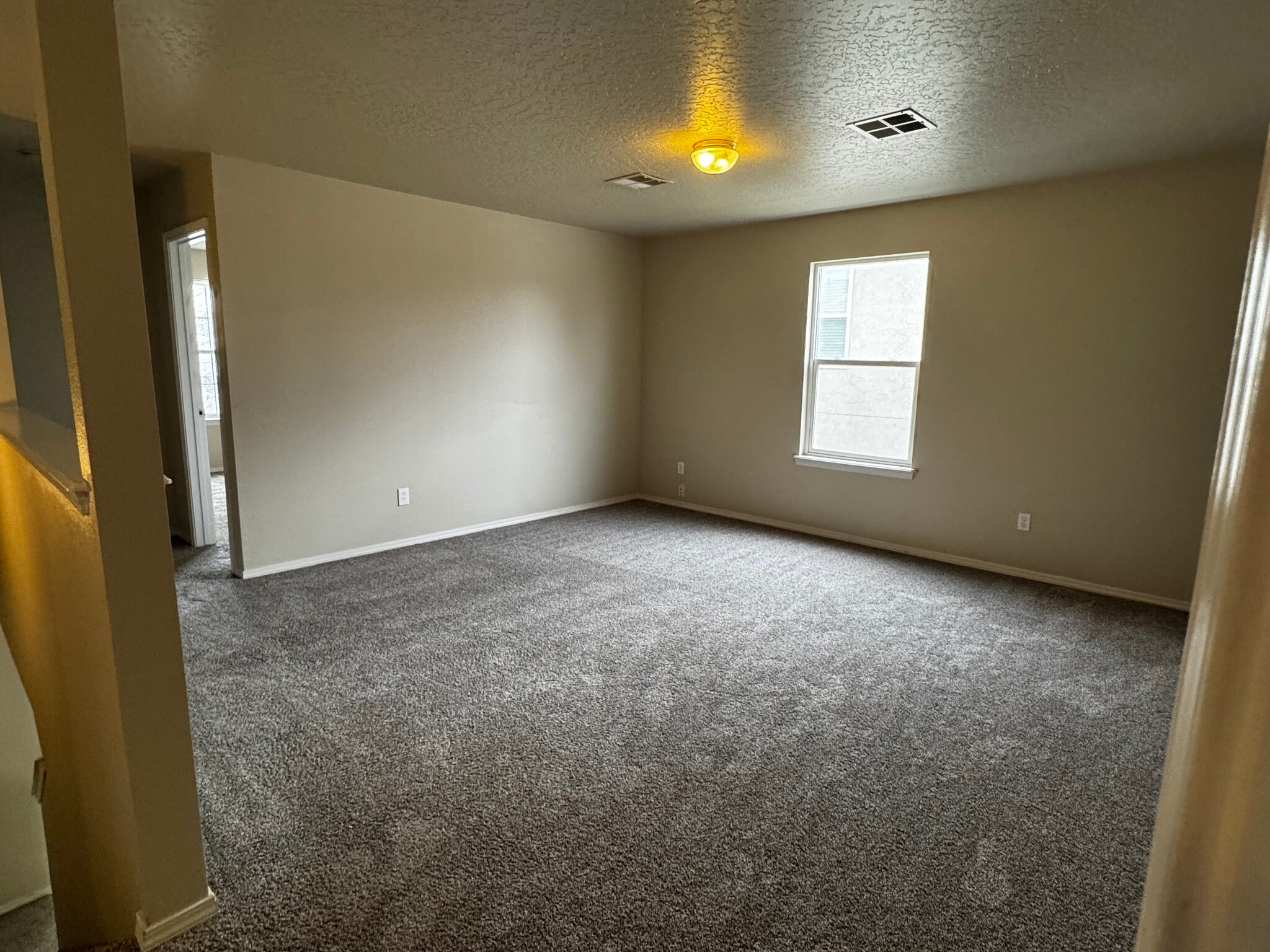 Building Photo - 172 W Tehuti Ct