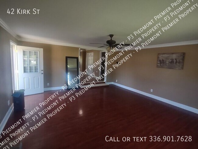 Building Photo - 42 Kirk St