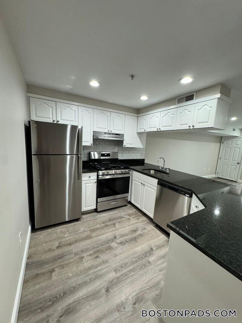 Building Photo - 21 Kenmar Dr