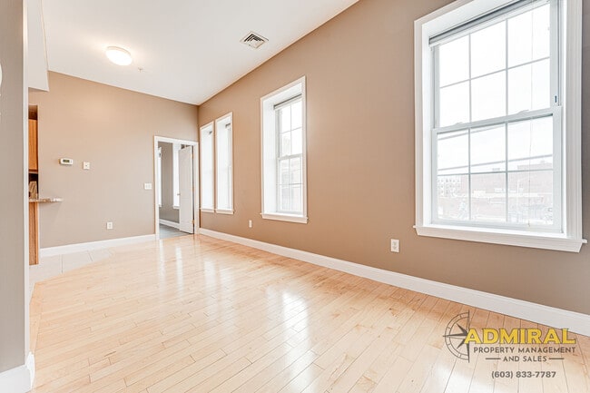 Building Photo - 282 Central Ave