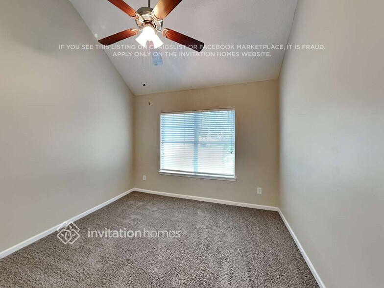 Building Photo - 2207 Corkscrew Way