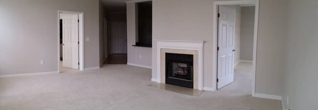 Building Photo - 2700 Bellforest Ct