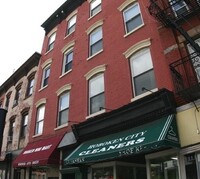 Building Photo - 532 Washington St