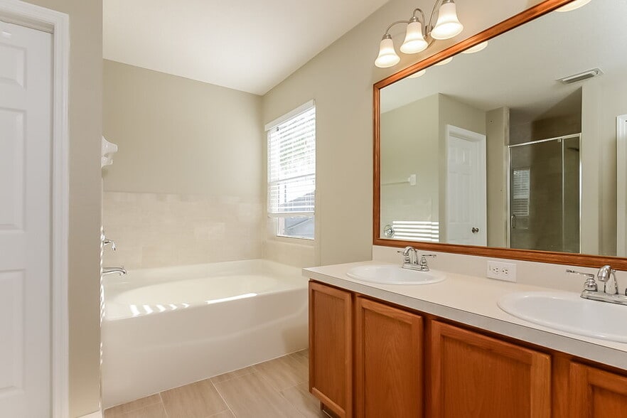 Building Photo - 3531 Osprey Cove Dr