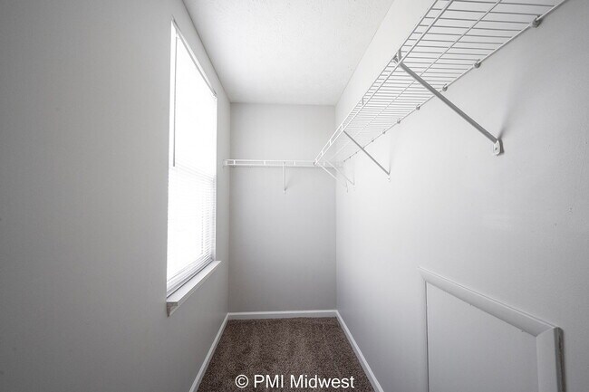 Building Photo - 5653 Valhalla Way