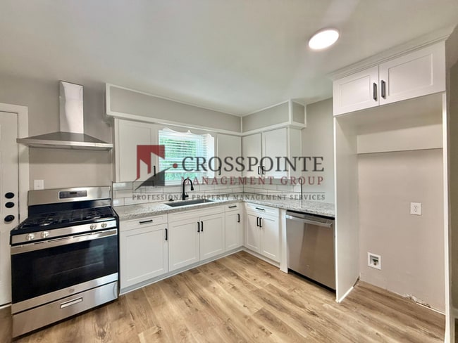 Building Photo - 1309 Lamar St