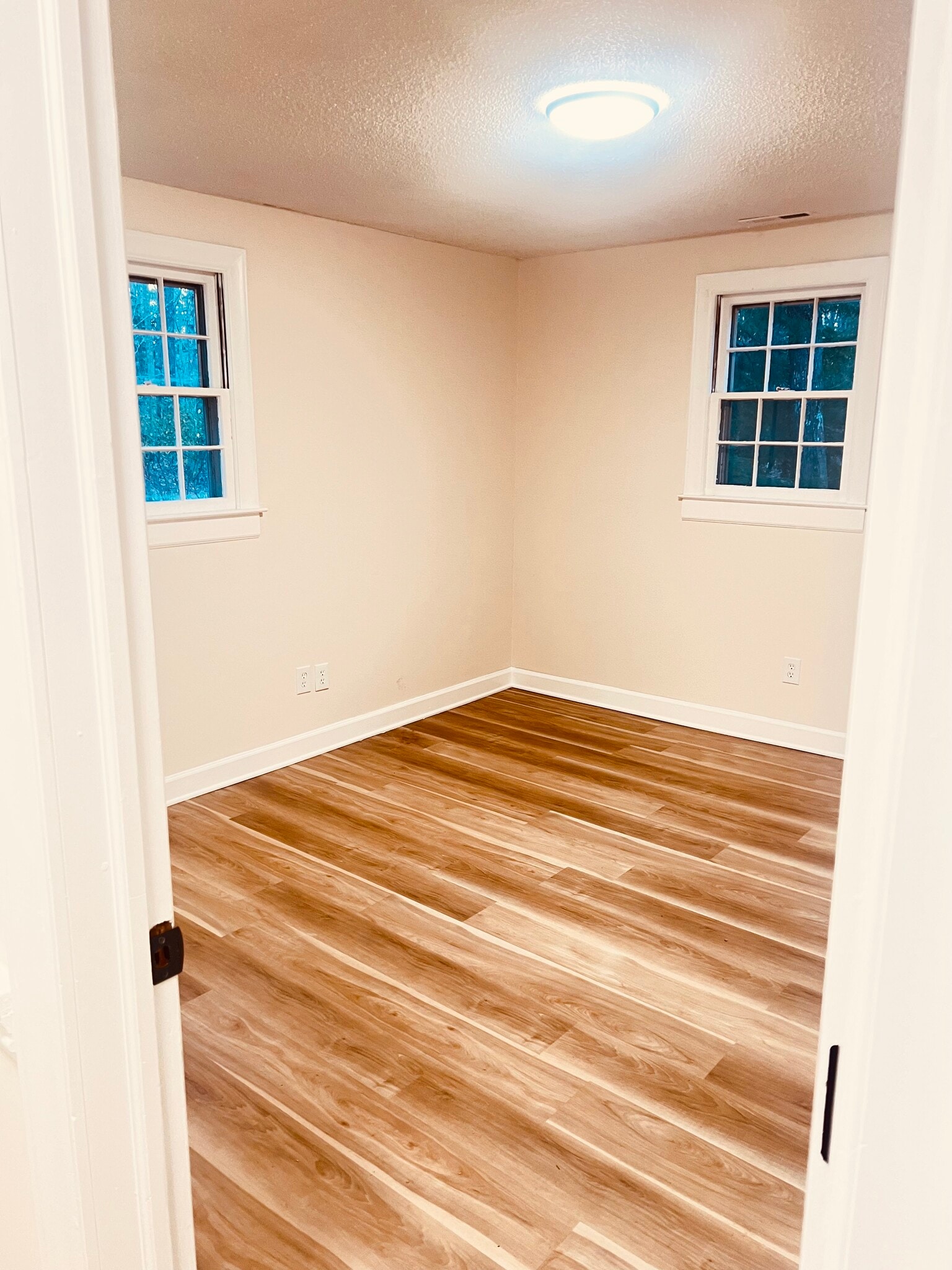 Bedroom 2/ Master w/ensuite - 2212 Old Kearney Rd