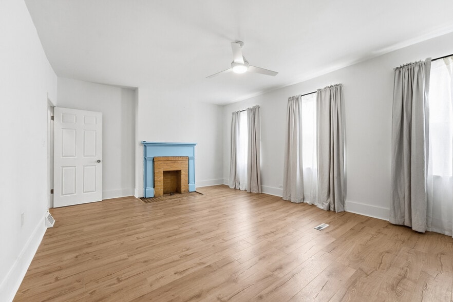 Building Photo - 98 S 18th St