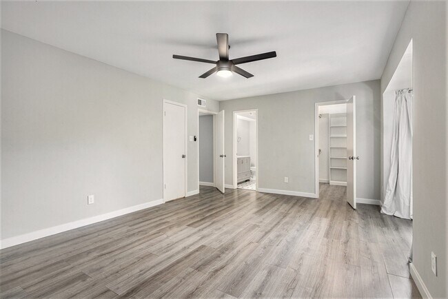 Building Photo - 4633 Wild Indigo St