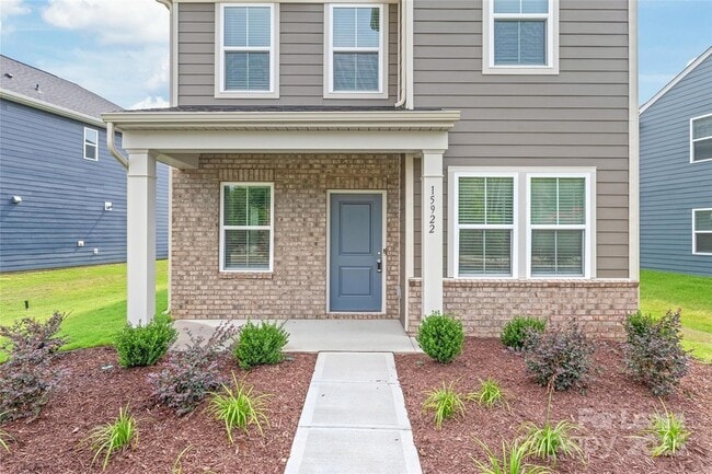 Building Photo - 15922 Parkside crossing Dr