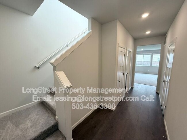 Building Photo - 5954 Henshaw St SE