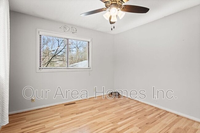 Building Photo - 4850 McAllister Ave NE