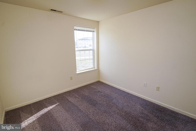 Building Photo - 30630 Umes Blvd