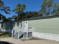 Building Photo - 205 W Conyers Ave