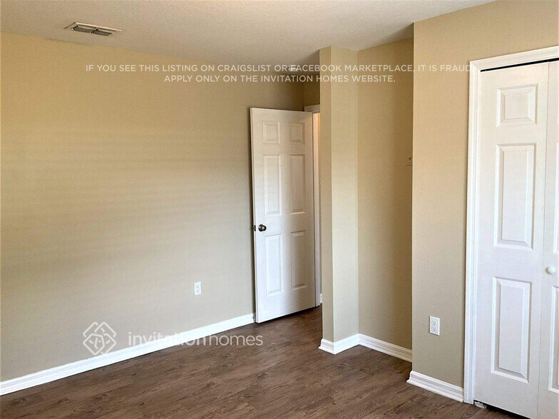 Building Photo - 315 Sabal Springs Ct