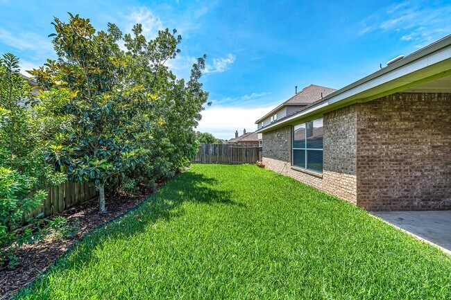Building Photo - 19807 Heron Shadow Ct
