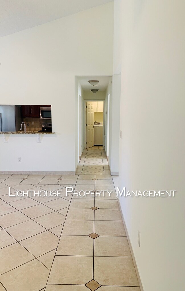 Building Photo - Pristine 3/2 in University Park!  Won't Last Long!