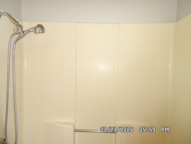 Building Photo - 0160