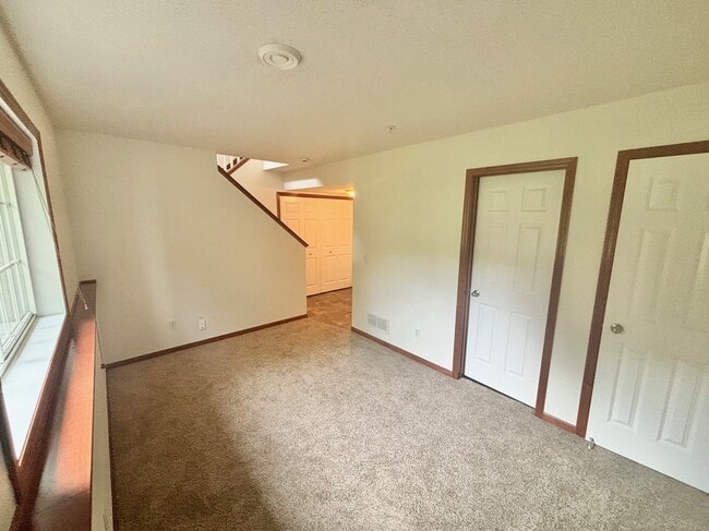 Building Photo - 15573 Junegrass Ln