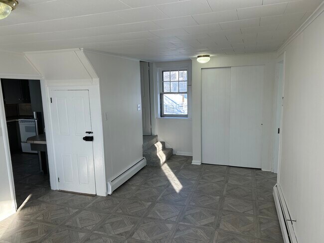 Building Photo - 1943 Smoketown School Rd