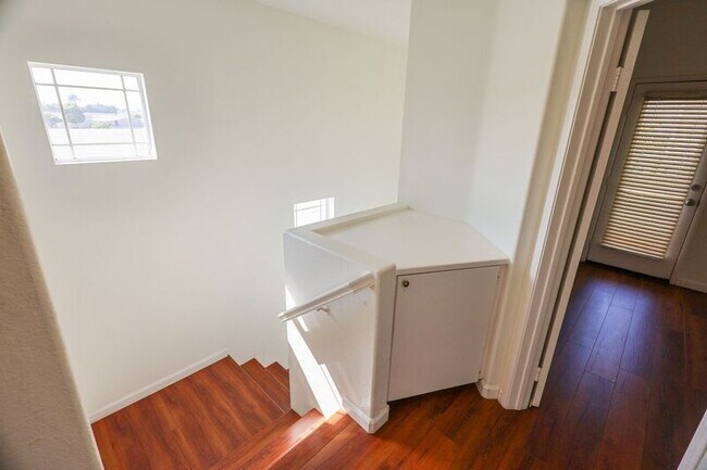Building Photo - 2942 Claremore Ln